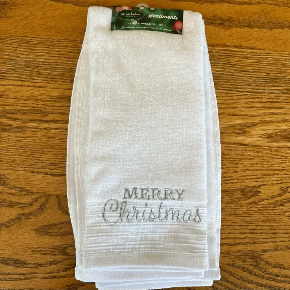WHITE & SILVER CHRISTMAS HAND TOWELS